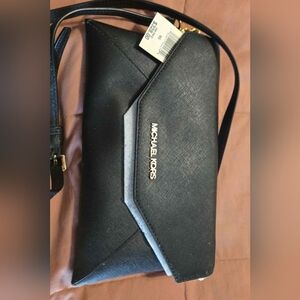 Michael Kors Black Jetset Envelope Crossbody